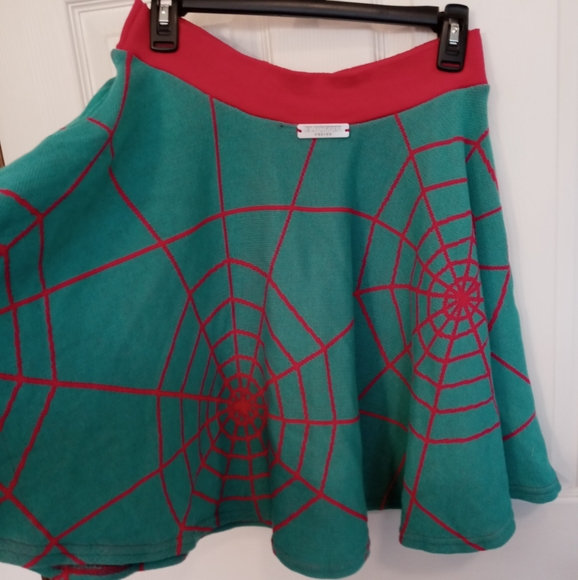 Elhoffer Design Marvelous Spiderweb Knit Skirt - Picture 3 of 4